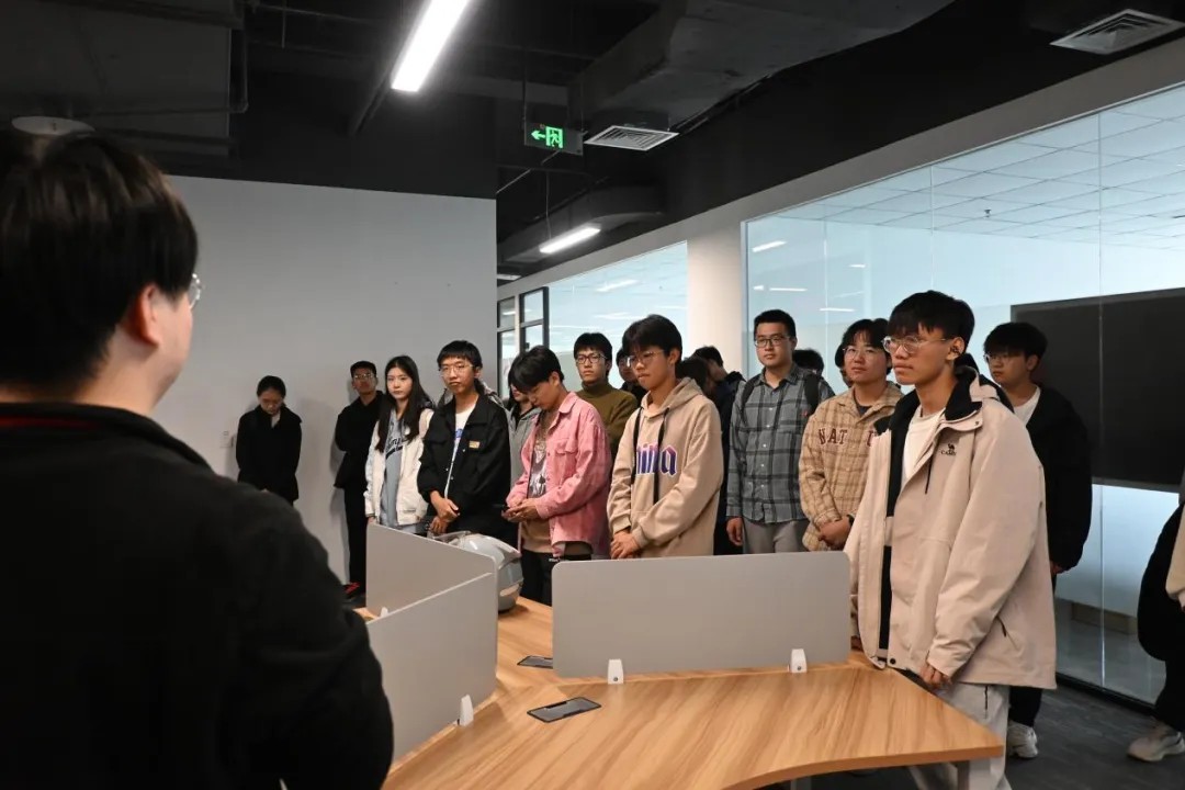 1731899343598826.jpg 1731899343598826.jpg