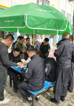 南校區綜合樓外來及流動人口完成實名制入檔