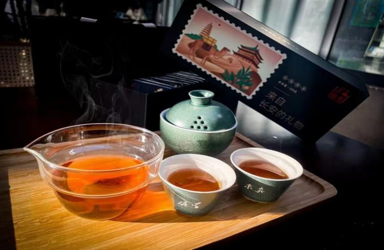 茗香添“茯”，茶悅常安|1931文創(chuàng)送您一份來(lái)自長(zhǎng)安的禮物
